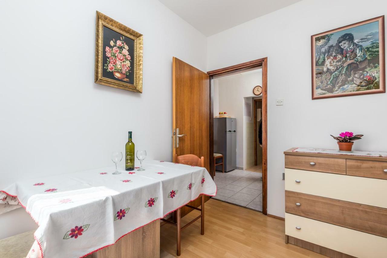 Apartmani Strott Pinezići エクステリア 写真