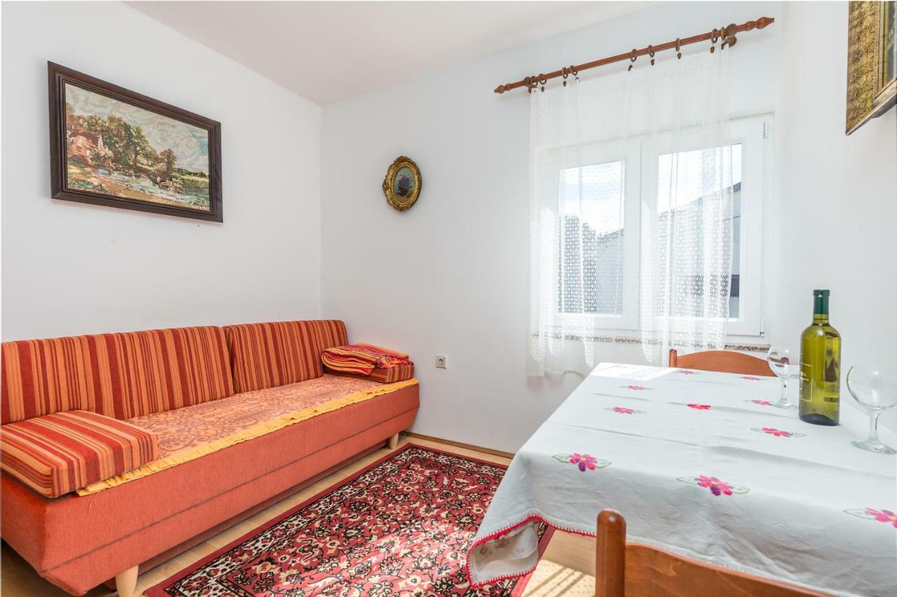 Apartmani Strott Pinezići エクステリア 写真